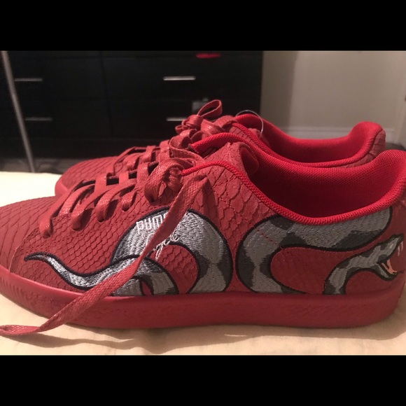 puma clyde snake embroidery